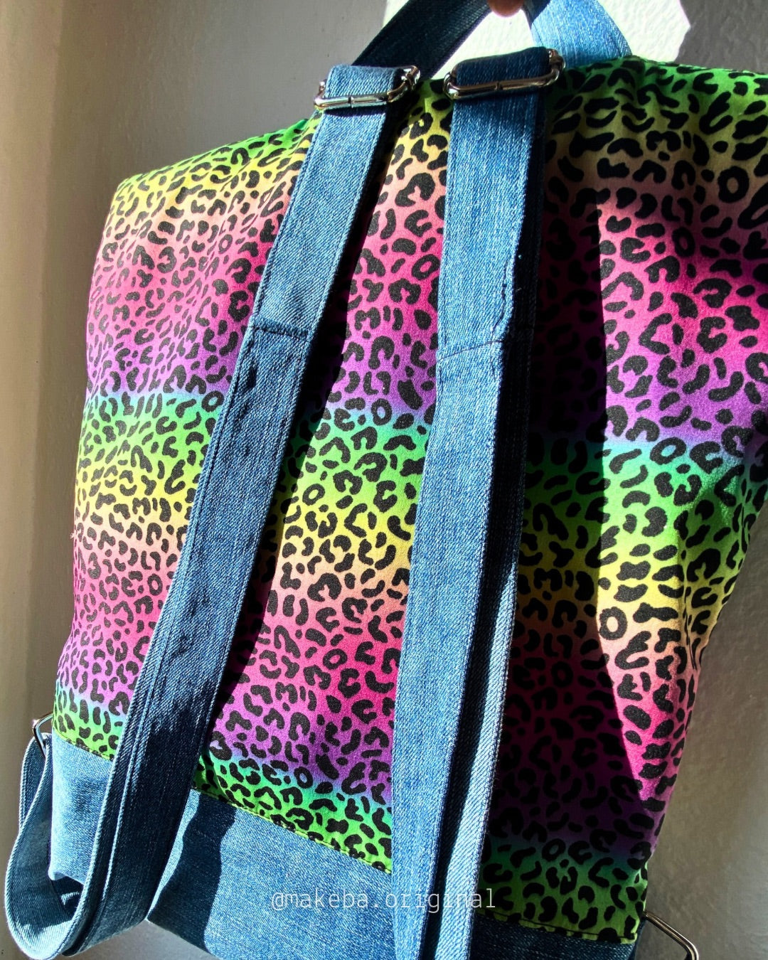 Zaino PEEKABOO //Leopard Rainbow//