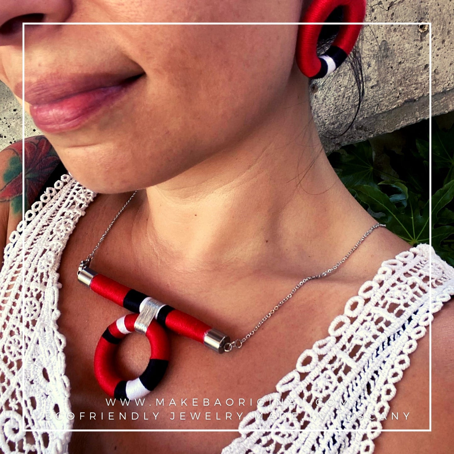 COLLANA TOTEM - ROSSO NERO BIANCO
