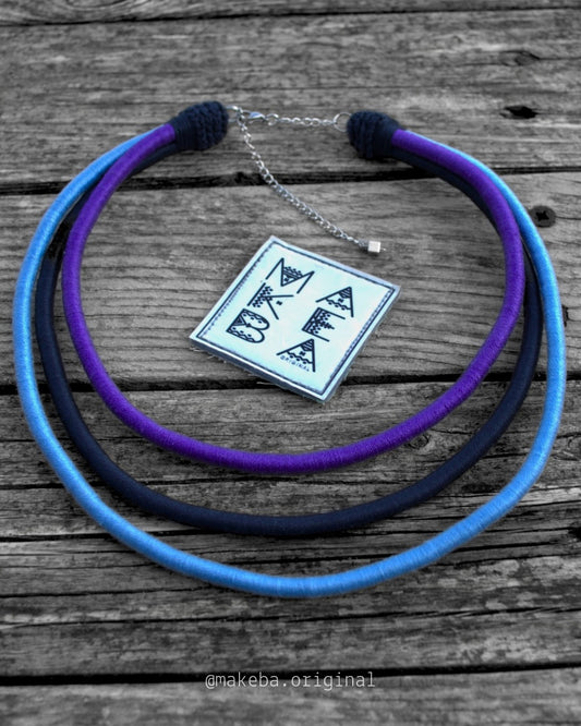 Collana Tri //Electric//
